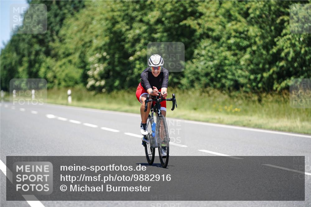21.06.2026 - Viking Triathlon Michael Burmester http://msf.ph/oto/9882916 21.06.2026 13:45:58 Radfahren 190, 401 meine-sportfotos.de