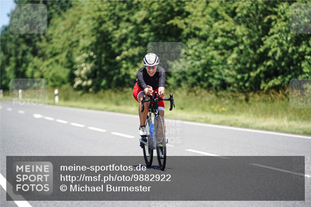 21.06.2026 - Viking Triathlon Michael Burmester http://msf.ph/oto/9882922 21.06.2026 13:45:58 Radfahren 190, 401 meine-sportfotos.de