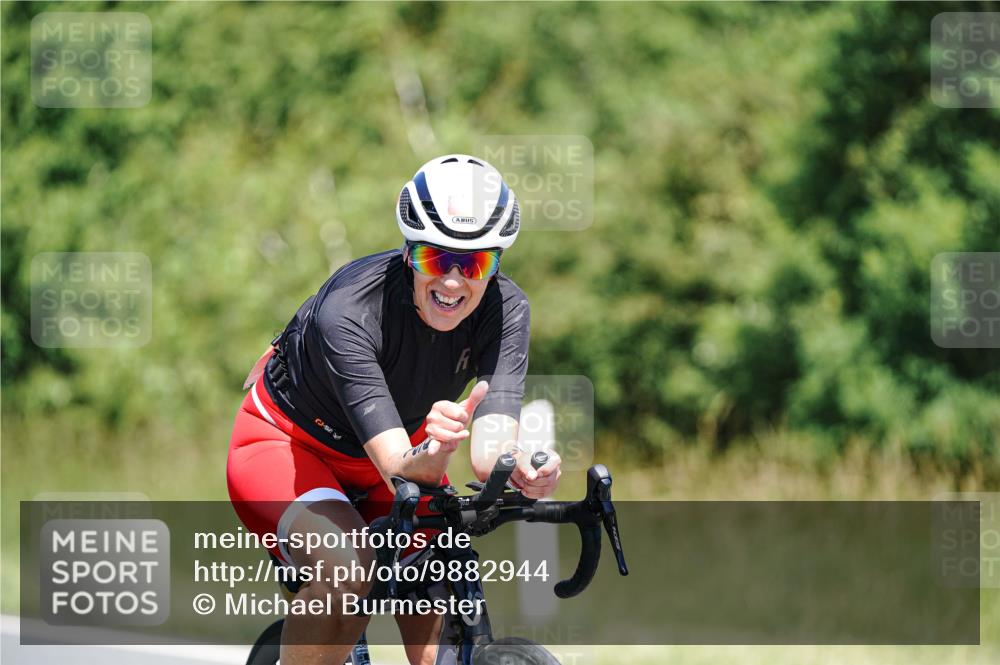 21.06.2026 - Viking Triathlon Michael Burmester http://msf.ph/oto/9882944 21.06.2026 13:45:59 Radfahren 190, 401 meine-sportfotos.de