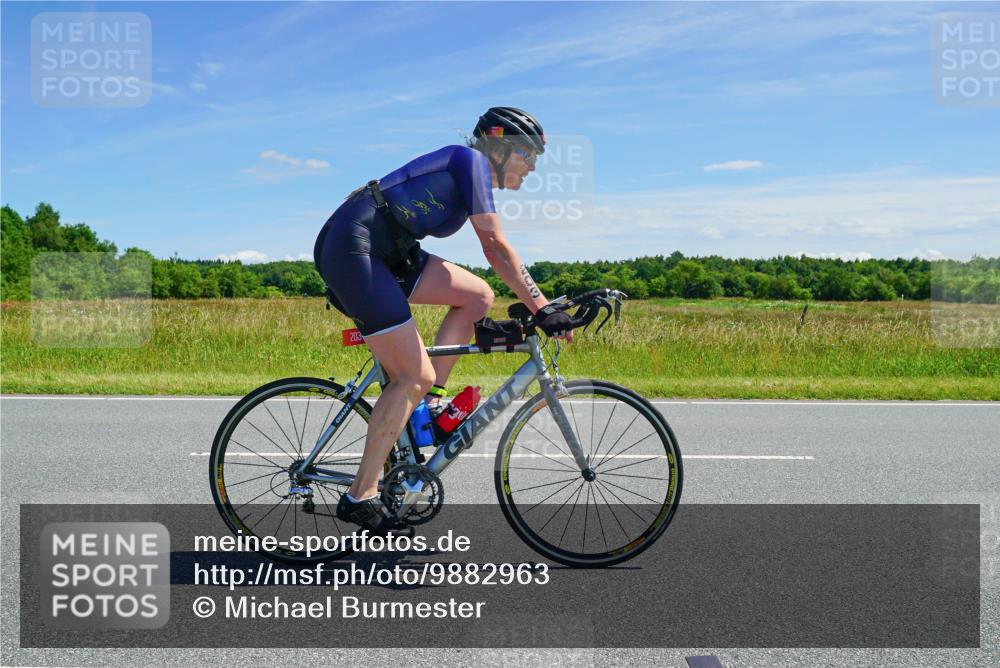 21.06.2026 - Viking Triathlon Michael Burmester http://msf.ph/oto/9882963 21.06.2026 13:28:04 Radfahren  meine-sportfotos.de