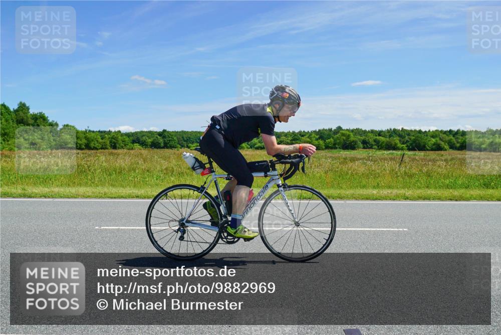 21.06.2026 - Viking Triathlon Michael Burmester http://msf.ph/oto/9882969 21.06.2026 13:28:09 Radfahren 395 meine-sportfotos.de