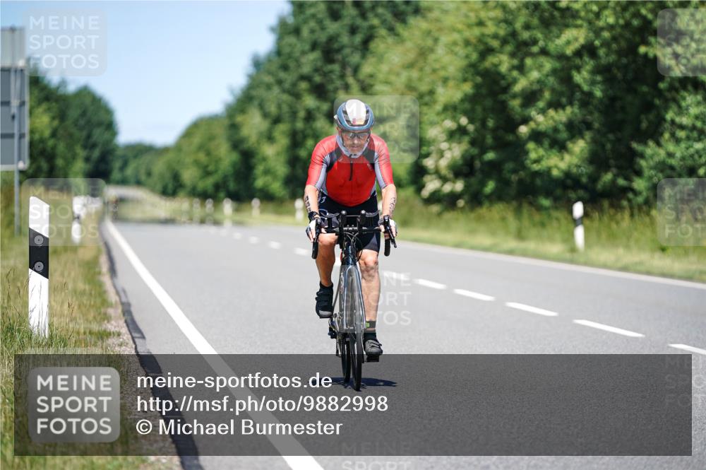 21.06.2026 - Viking Triathlon Michael Burmester http://msf.ph/oto/9882998 21.06.2026 13:46:19 Radfahren 401 meine-sportfotos.de