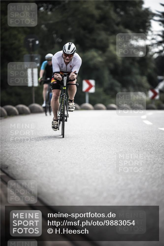 21.06.2026 - 29. Vierlanden-Triathlon H.Heesch http://msf.ph/oto/9883054 21.06.2026 09:18:13 Radfahren 211, 284, 291 meine-sportfotos.de