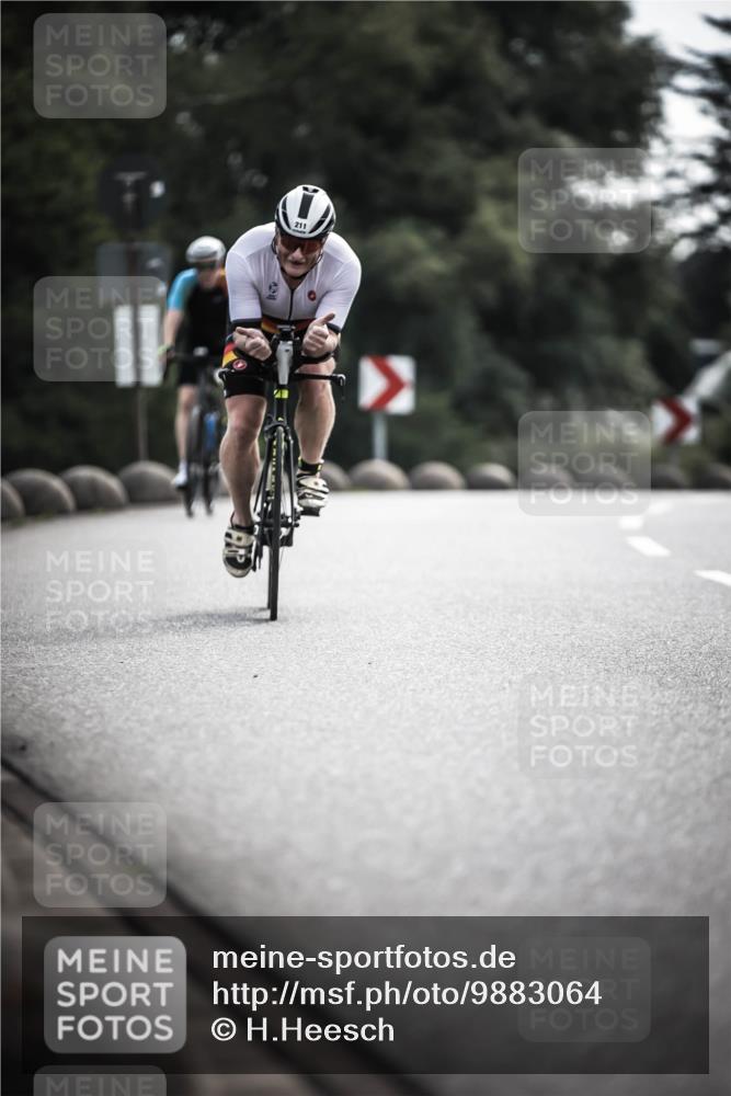 21.06.2026 - 29. Vierlanden-Triathlon H.Heesch http://msf.ph/oto/9883064 21.06.2026 09:18:13 Radfahren 211, 284, 291 meine-sportfotos.de