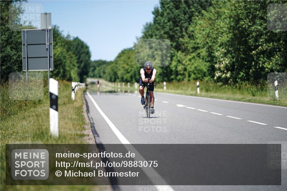 21.06.2026 - Viking Triathlon Michael Burmester http://msf.ph/oto/9883075 21.06.2026 13:55:10 Radfahren  meine-sportfotos.de