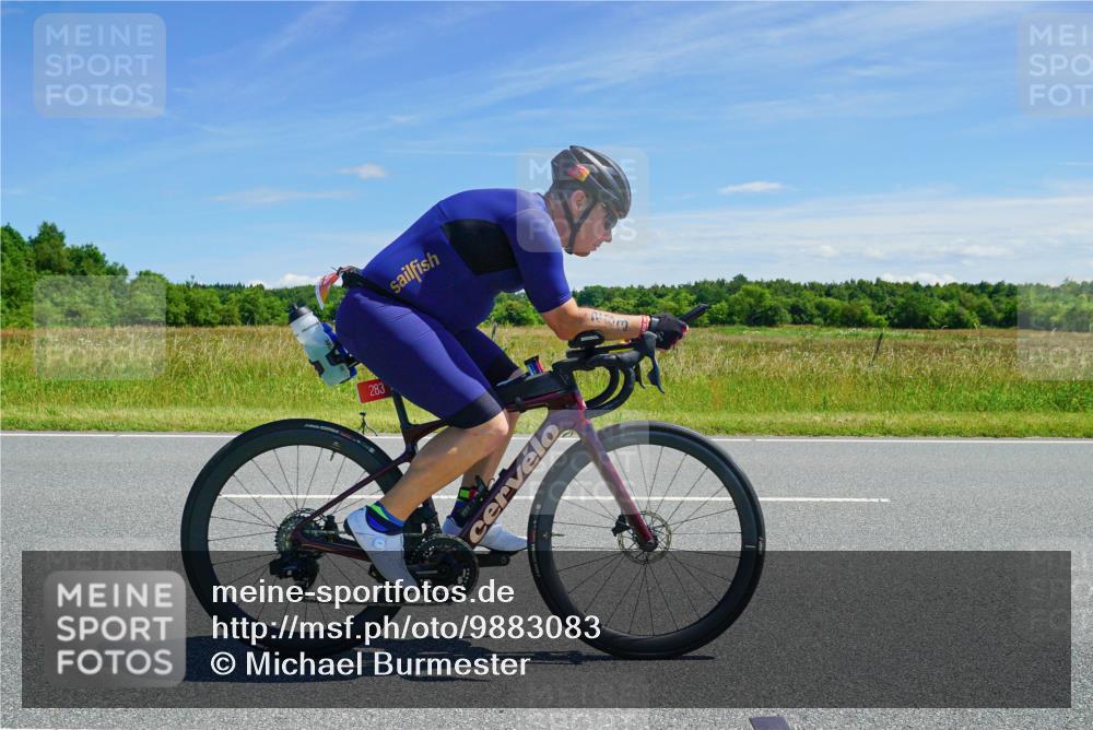 21.06.2026 - Viking Triathlon Michael Burmester http://msf.ph/oto/9883083 21.06.2026 13:30:48 Radfahren  meine-sportfotos.de