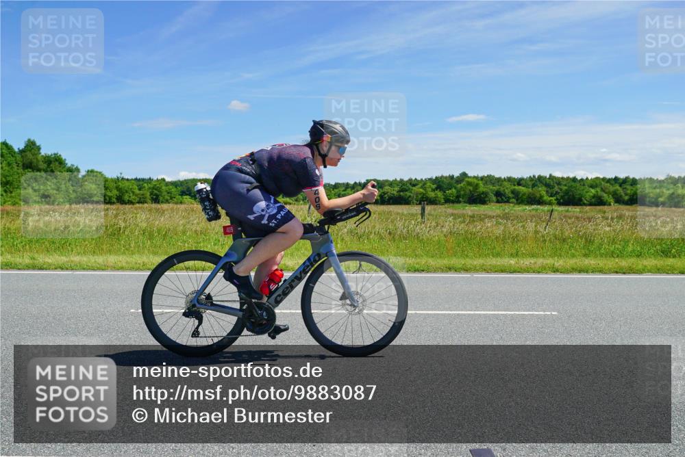 21.06.2026 - Viking Triathlon Michael Burmester http://msf.ph/oto/9883087 21.06.2026 13:31:10 Radfahren 385 meine-sportfotos.de