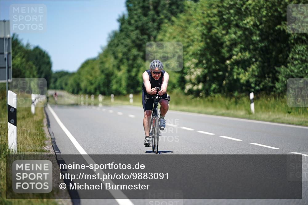 21.06.2026 - Viking Triathlon Michael Burmester http://msf.ph/oto/9883091 21.06.2026 13:55:12 Radfahren  meine-sportfotos.de