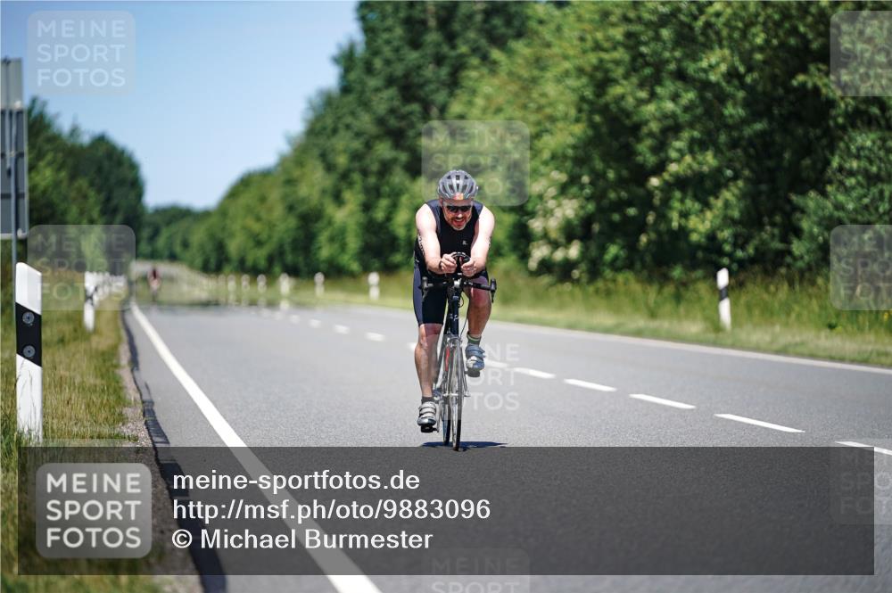21.06.2026 - Viking Triathlon Michael Burmester http://msf.ph/oto/9883096 21.06.2026 13:55:13 Radfahren  meine-sportfotos.de