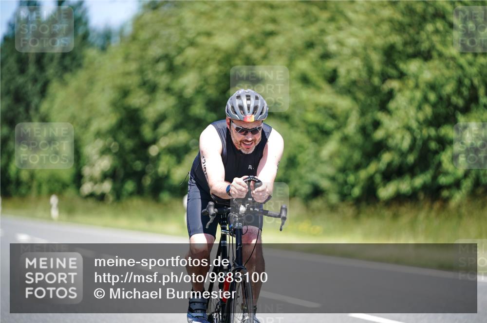 21.06.2026 - Viking Triathlon Michael Burmester http://msf.ph/oto/9883100 21.06.2026 13:55:14 Radfahren  meine-sportfotos.de