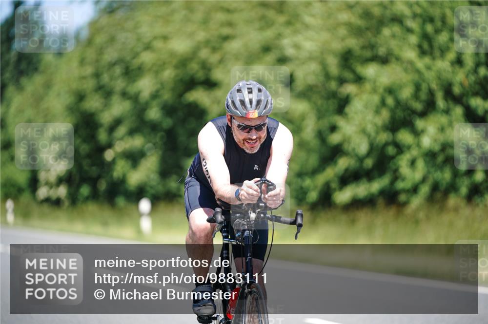 21.06.2026 - Viking Triathlon Michael Burmester http://msf.ph/oto/9883111 21.06.2026 13:55:15 Radfahren  meine-sportfotos.de