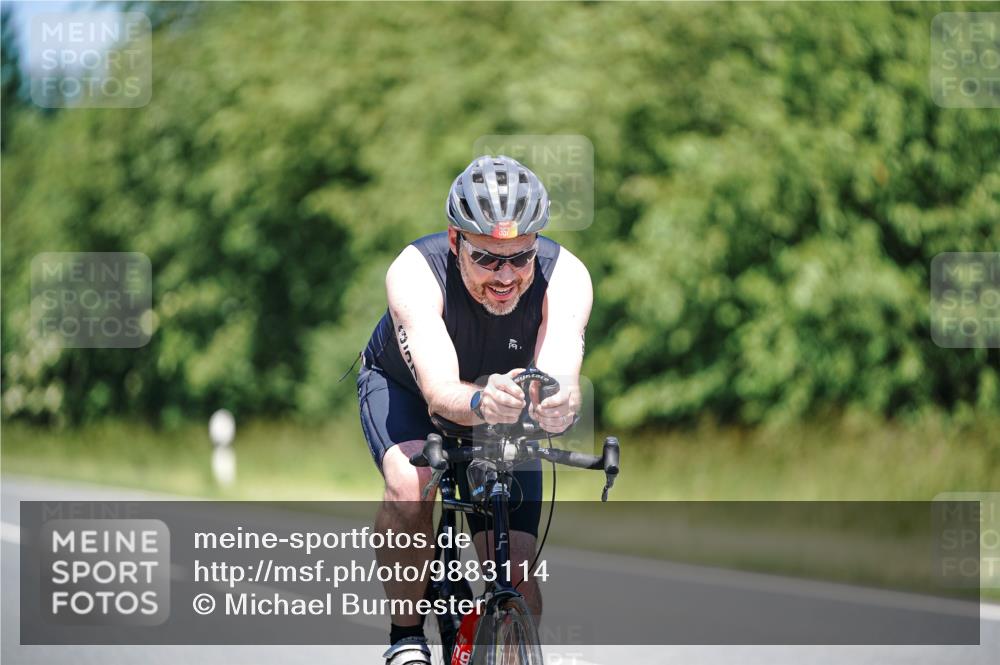 21.06.2026 - Viking Triathlon Michael Burmester http://msf.ph/oto/9883114 21.06.2026 13:55:15 Radfahren  meine-sportfotos.de