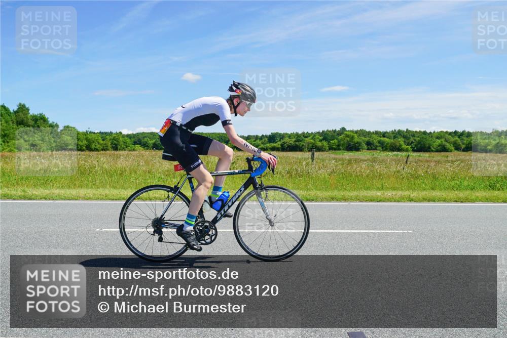 21.06.2026 - Viking Triathlon Michael Burmester http://msf.ph/oto/9883120 21.06.2026 13:32:29 Radfahren  meine-sportfotos.de