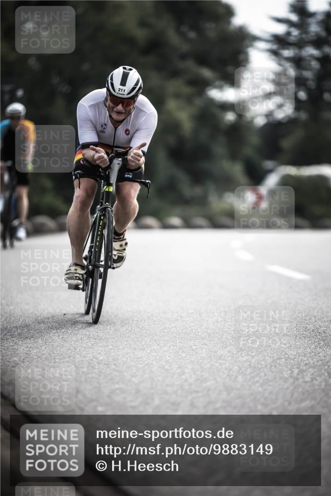21.06.2026 - 29. Vierlanden-Triathlon H.Heesch http://msf.ph/oto/9883149 21.06.2026 09:18:14 Radfahren 211, 291 meine-sportfotos.de