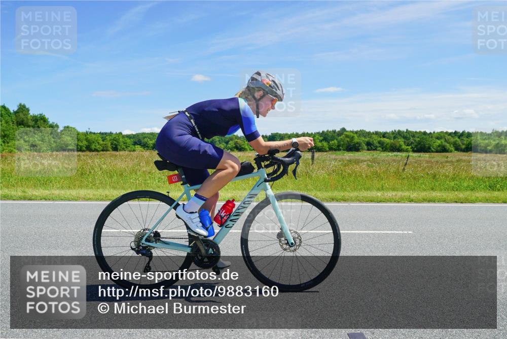 21.06.2026 - Viking Triathlon Michael Burmester http://msf.ph/oto/9883160 21.06.2026 13:33:18 Radfahren 421 meine-sportfotos.de