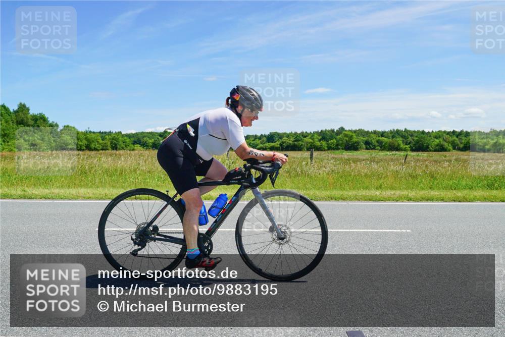 21.06.2026 - Viking Triathlon Michael Burmester http://msf.ph/oto/9883195 21.06.2026 13:34:36 Radfahren 347 meine-sportfotos.de