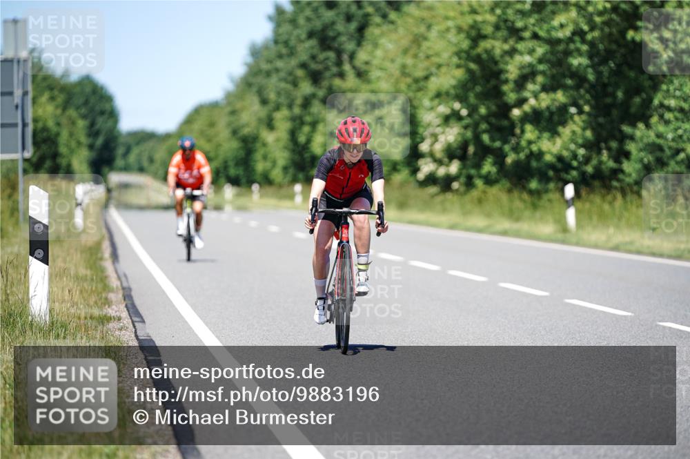 21.06.2026 - Viking Triathlon Michael Burmester http://msf.ph/oto/9883196 21.06.2026 13:59:20 Radfahren  meine-sportfotos.de