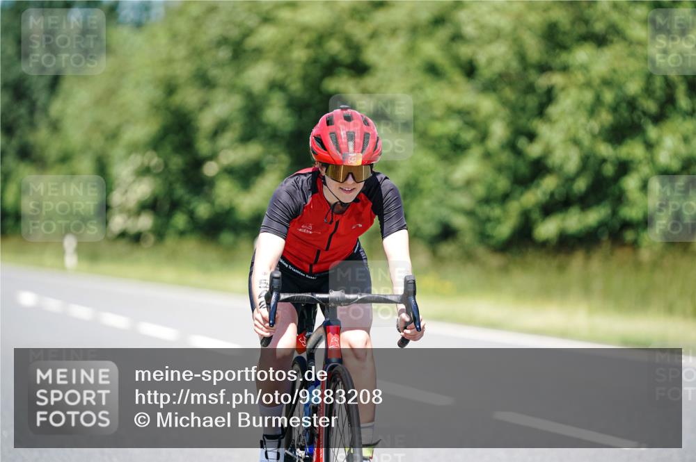 21.06.2026 - Viking Triathlon Michael Burmester http://msf.ph/oto/9883208 21.06.2026 13:59:21 Radfahren  meine-sportfotos.de