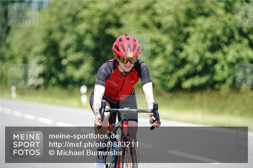 21.06.2026 - Viking Triathlon Michael Burmester http://msf.ph/oto/9883211 21.06.2026 13:59:21 Radfahren  meine-sportfotos.de