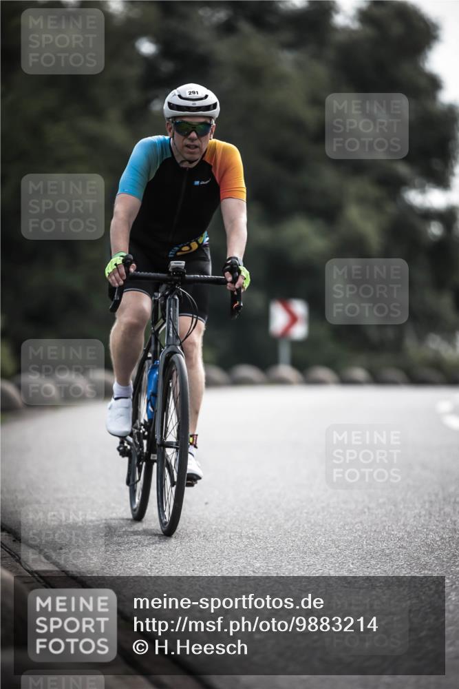 21.06.2026 - 29. Vierlanden-Triathlon H.Heesch http://msf.ph/oto/9883214 21.06.2026 09:18:16 Radfahren 103, 211, 291 meine-sportfotos.de