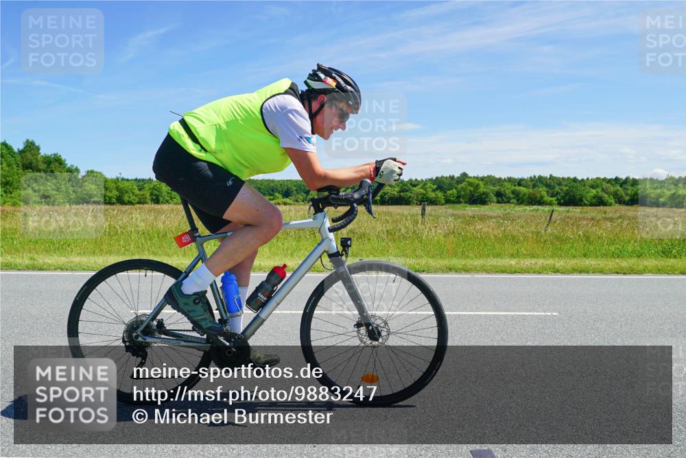21.06.2026 - Viking Triathlon Michael Burmester http://msf.ph/oto/9883247 21.06.2026 13:37:42 Radfahren 439 meine-sportfotos.de