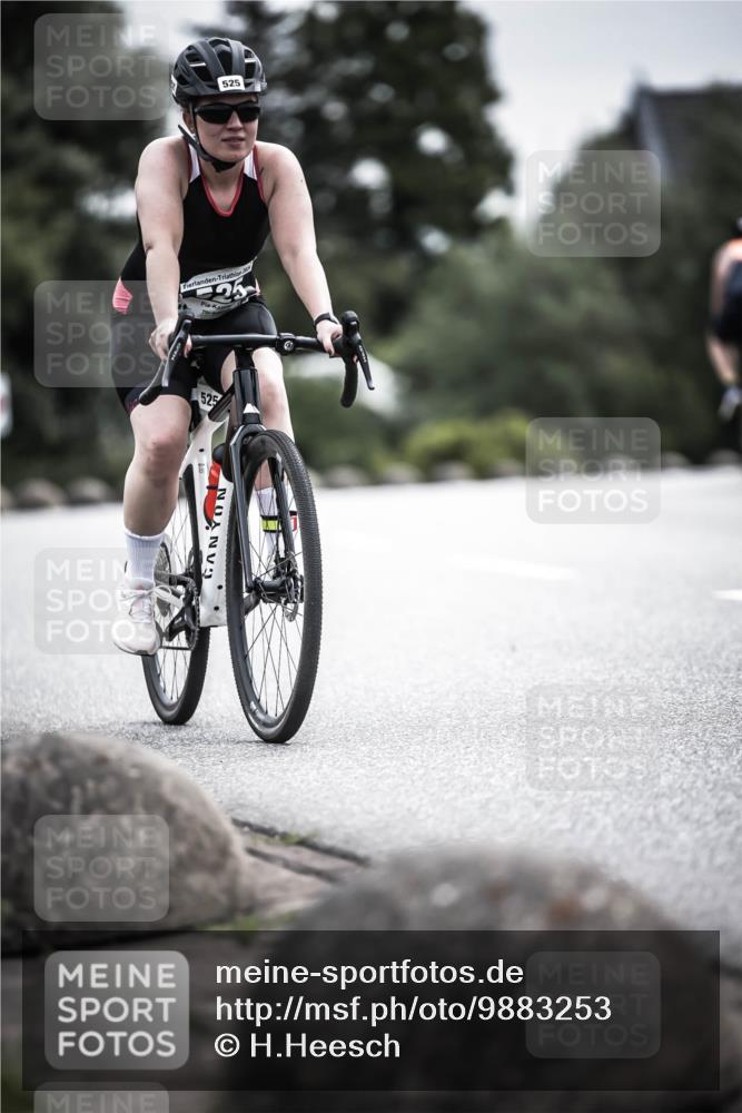 21.06.2026 - 29. Vierlanden-Triathlon H.Heesch http://msf.ph/oto/9883253 21.06.2026 10:35:05 Radfahren 47, 187, 430, 525 meine-sportfotos.de