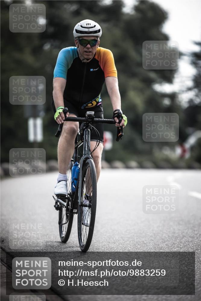 21.06.2026 - 29. Vierlanden-Triathlon H.Heesch http://msf.ph/oto/9883259 21.06.2026 09:18:16 Radfahren 103, 211, 291 meine-sportfotos.de