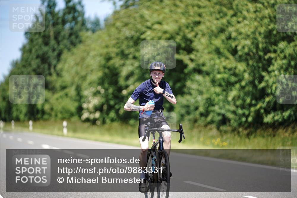 21.06.2026 - Viking Triathlon Michael Burmester http://msf.ph/oto/9883331 21.06.2026 14:01:24 Radfahren  meine-sportfotos.de