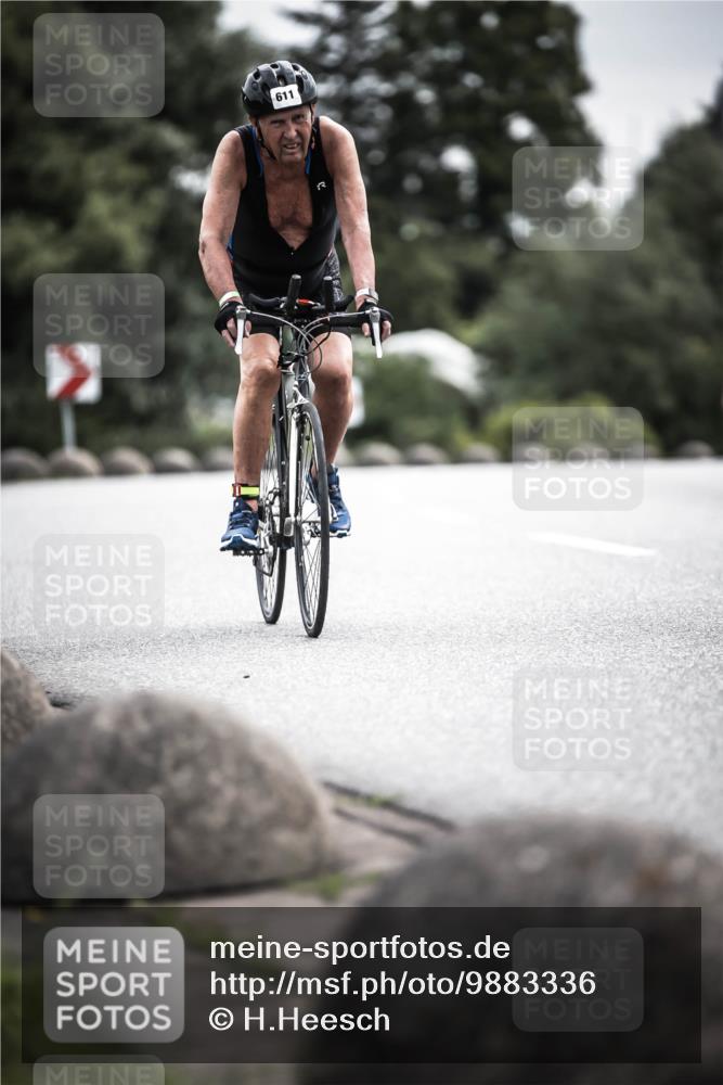 21.06.2026 - 29. Vierlanden-Triathlon H.Heesch http://msf.ph/oto/9883336 21.06.2026 10:35:17 Radfahren 112, 220, 257, 271, 611 meine-sportfotos.de
