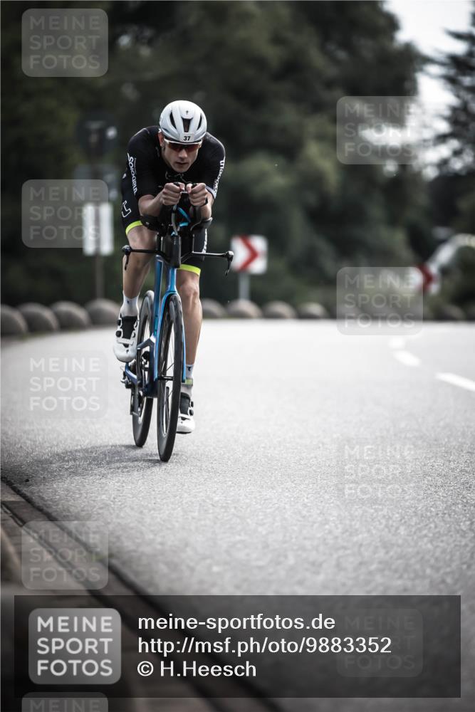 21.06.2026 - 29. Vierlanden-Triathlon H.Heesch http://msf.ph/oto/9883352 21.06.2026 09:18:29 Radfahren 37, 108 meine-sportfotos.de