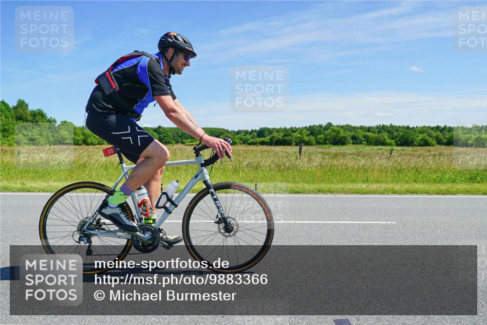 21.06.2026 - Viking Triathlon Michael Burmester http://msf.ph/oto/9883366 21.06.2026 13:44:09 Radfahren  meine-sportfotos.de