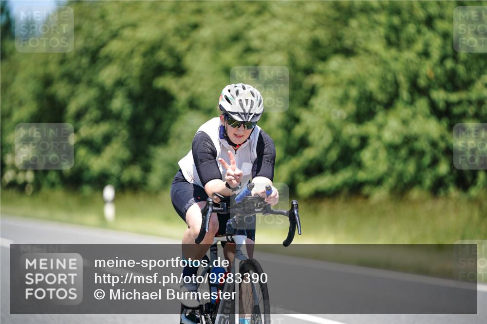 21.06.2026 - Viking Triathlon Michael Burmester http://msf.ph/oto/9883390 21.06.2026 14:04:22 Radfahren 206 meine-sportfotos.de