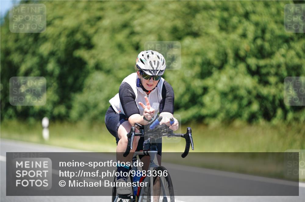 21.06.2026 - Viking Triathlon Michael Burmester http://msf.ph/oto/9883396 21.06.2026 14:04:22 Radfahren 206 meine-sportfotos.de