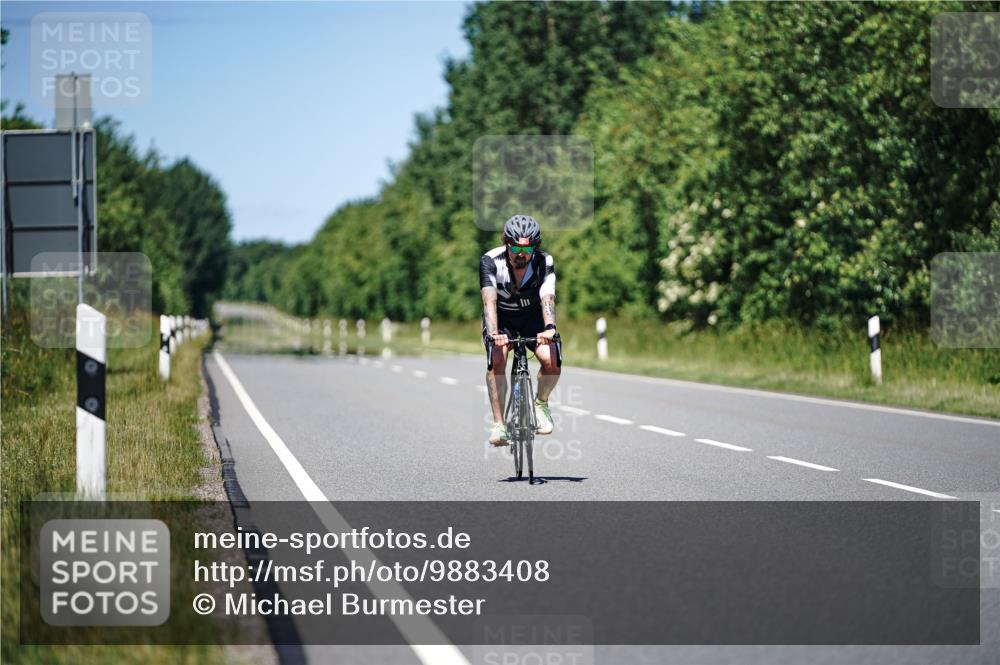 21.06.2026 - Viking Triathlon Michael Burmester http://msf.ph/oto/9883408 21.06.2026 14:16:19 Radfahren  meine-sportfotos.de