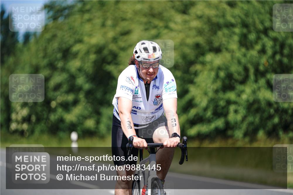 21.06.2026 - Viking Triathlon Michael Burmester http://msf.ph/oto/9883445 21.06.2026 14:19:53 Radfahren 39 meine-sportfotos.de