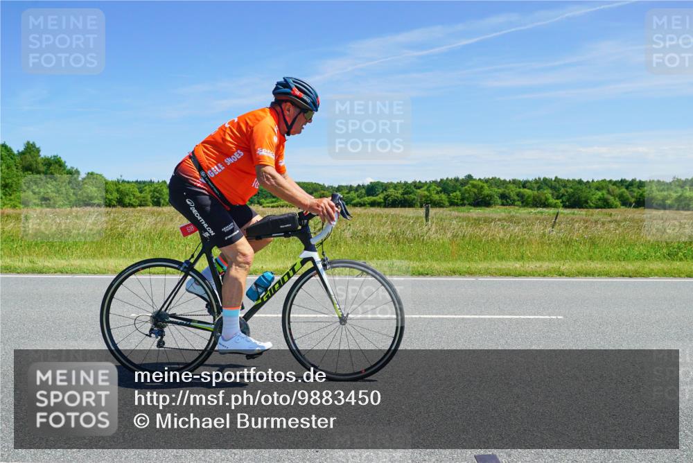 21.06.2026 - Viking Triathlon Michael Burmester http://msf.ph/oto/9883450 21.06.2026 13:59:26 Radfahren  meine-sportfotos.de