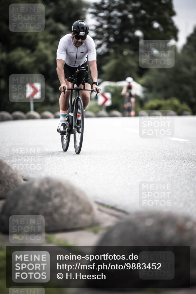 21.06.2026 - 29. Vierlanden-Triathlon H.Heesch http://msf.ph/oto/9883452 21.06.2026 10:35:24 Radfahren 43, 112, 291 meine-sportfotos.de