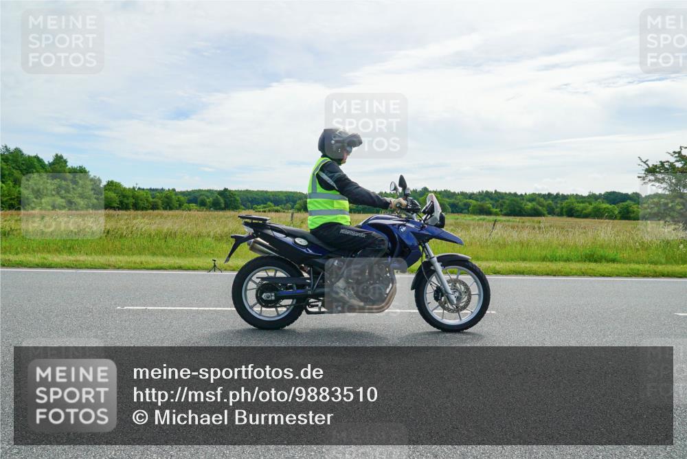 21.06.2026 - Viking Triathlon Michael Burmester http://msf.ph/oto/9883510 21.06.2026 11:01:34 Radfahren 9, 55, 526 meine-sportfotos.de