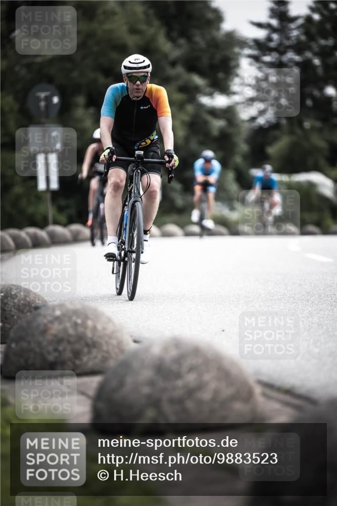 21.06.2026 - 29. Vierlanden-Triathlon H.Heesch http://msf.ph/oto/9883523 21.06.2026 10:35:28 Radfahren 43, 108, 109, 112, 291, 347, 490 meine-sportfotos.de