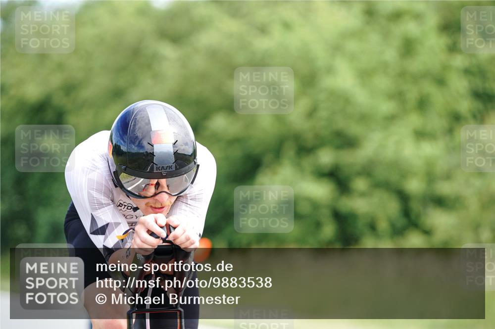 21.06.2026 - Viking Triathlon Michael Burmester http://msf.ph/oto/9883538 21.06.2026 11:01:38 Radfahren 9, 142, 154, 364, 425, 526, 634 meine-sportfotos.de