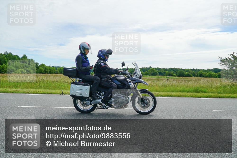 21.06.2026 - Viking Triathlon Michael Burmester http://msf.ph/oto/9883556 21.06.2026 11:05:40 Radfahren 7, 19, 34, 41, 72, 243, 286, 333, 340, 342, 438, 668 meine-sportfotos.de