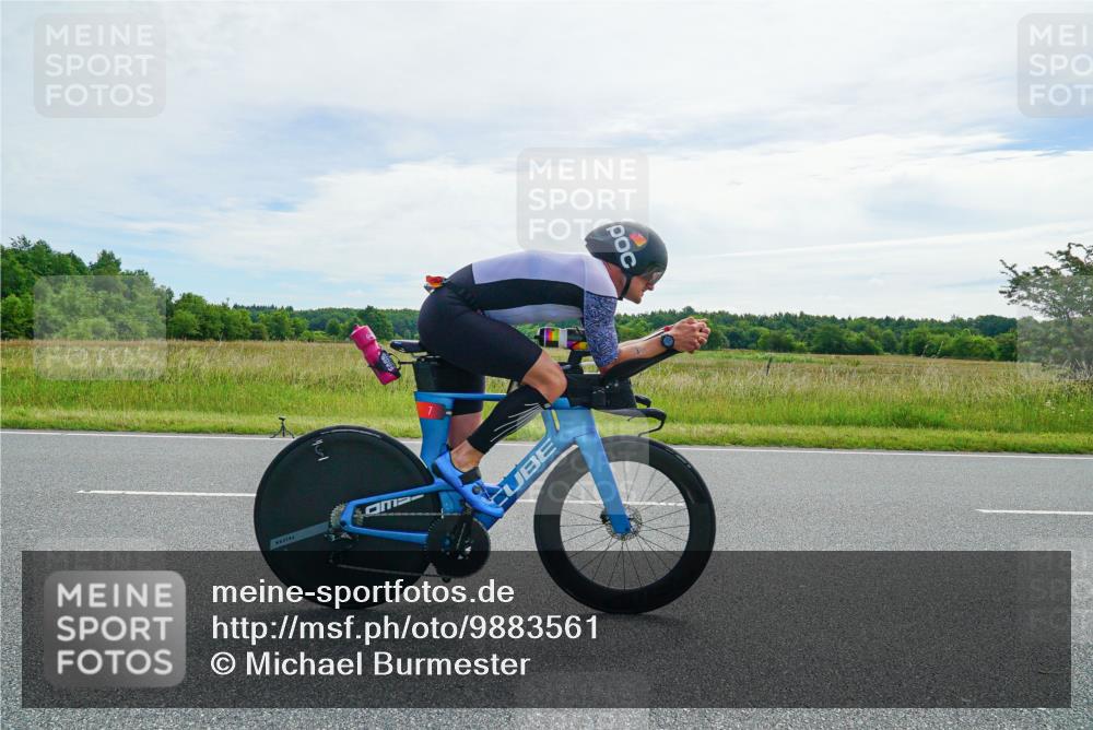 21.06.2026 - Viking Triathlon Michael Burmester http://msf.ph/oto/9883561 21.06.2026 11:05:50 Radfahren 7, 19, 25, 34, 34, 41, 72, 80, 94, 125, 150, 152, 243, 259, 286, 340, 342, 438, 547, 575, 668 meine-sportfotos.de