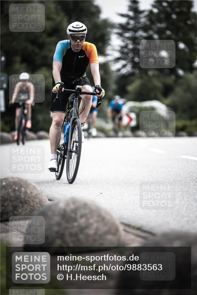 21.06.2026 - 29. Vierlanden-Triathlon H.Heesch http://msf.ph/oto/9883563 21.06.2026 10:35:28 Radfahren 43, 108, 109, 112, 291, 347, 490 meine-sportfotos.de