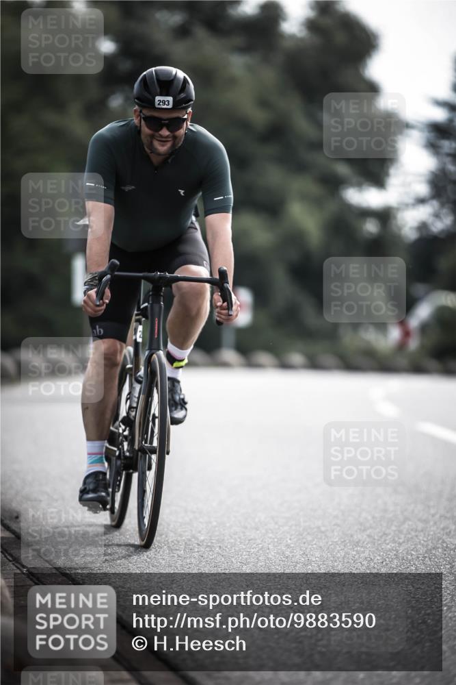 21.06.2026 - 29. Vierlanden-Triathlon H.Heesch http://msf.ph/oto/9883590 21.06.2026 09:18:42 Radfahren 63, 76, 196, 197, 293 meine-sportfotos.de