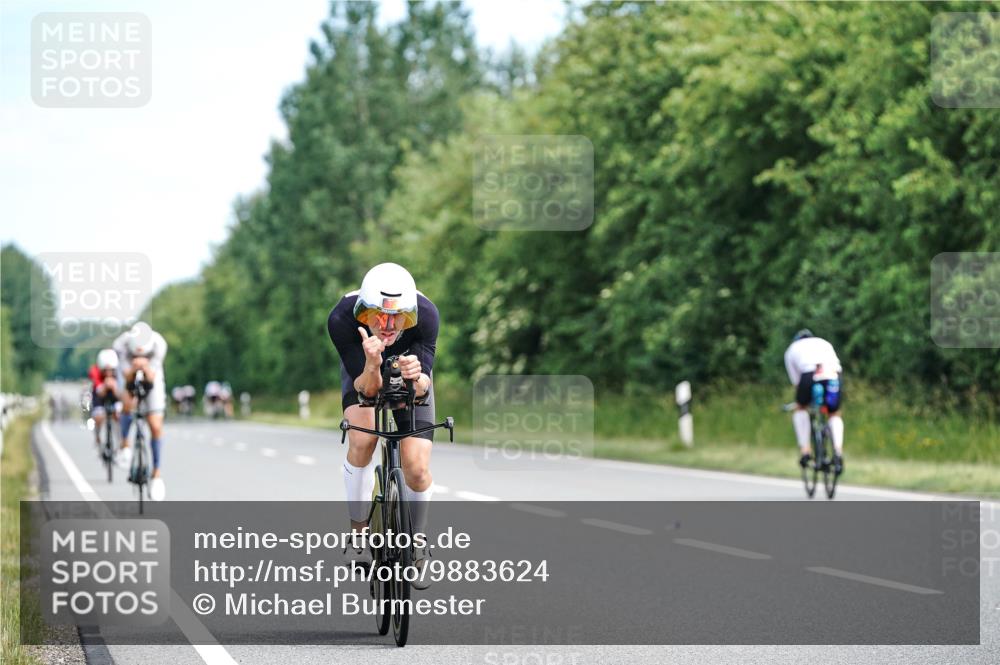 21.06.2026 - Viking Triathlon Michael Burmester http://msf.ph/oto/9883624 21.06.2026 11:05:18 Radfahren 2, 21, 44, 63, 95, 162, 166, 167, 266, 333, 517, 578, 655 meine-sportfotos.de