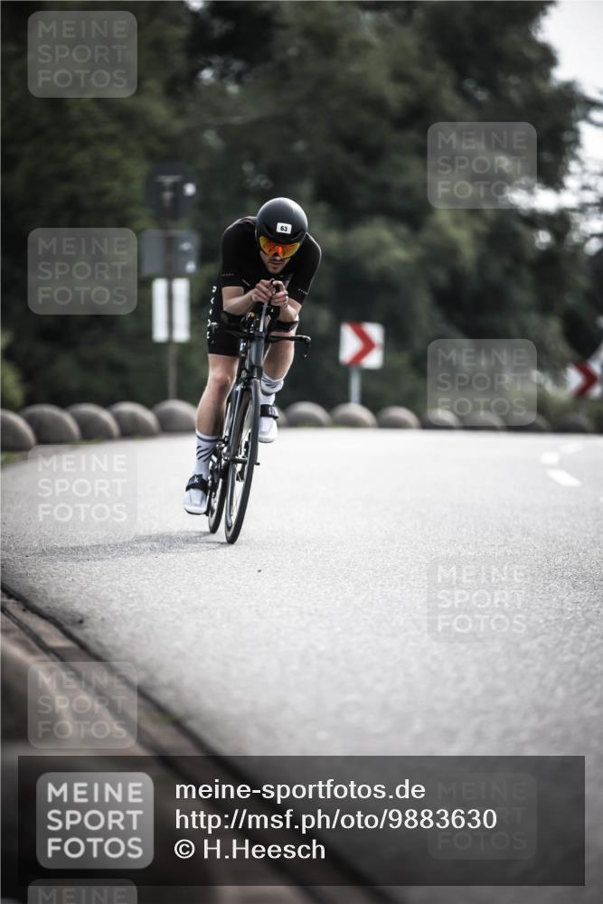 21.06.2026 - 29. Vierlanden-Triathlon H.Heesch http://msf.ph/oto/9883630 21.06.2026 09:18:43 Radfahren 63, 76, 196, 197, 293 meine-sportfotos.de