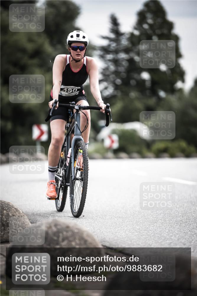 21.06.2026 - 29. Vierlanden-Triathlon H.Heesch http://msf.ph/oto/9883682 21.06.2026 10:35:32 Radfahren 43, 108, 109, 291, 306, 313, 347, 348, 490 meine-sportfotos.de