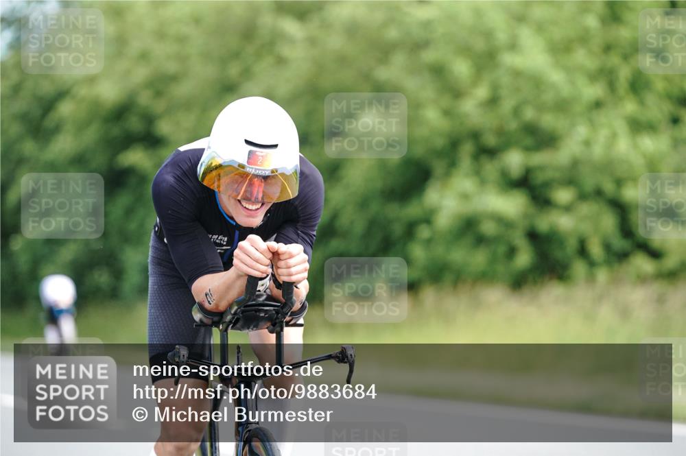 21.06.2026 - Viking Triathlon Michael Burmester http://msf.ph/oto/9883684 21.06.2026 11:05:19 Radfahren 2, 21, 95, 162, 166, 167, 333, 517, 578, 655 meine-sportfotos.de