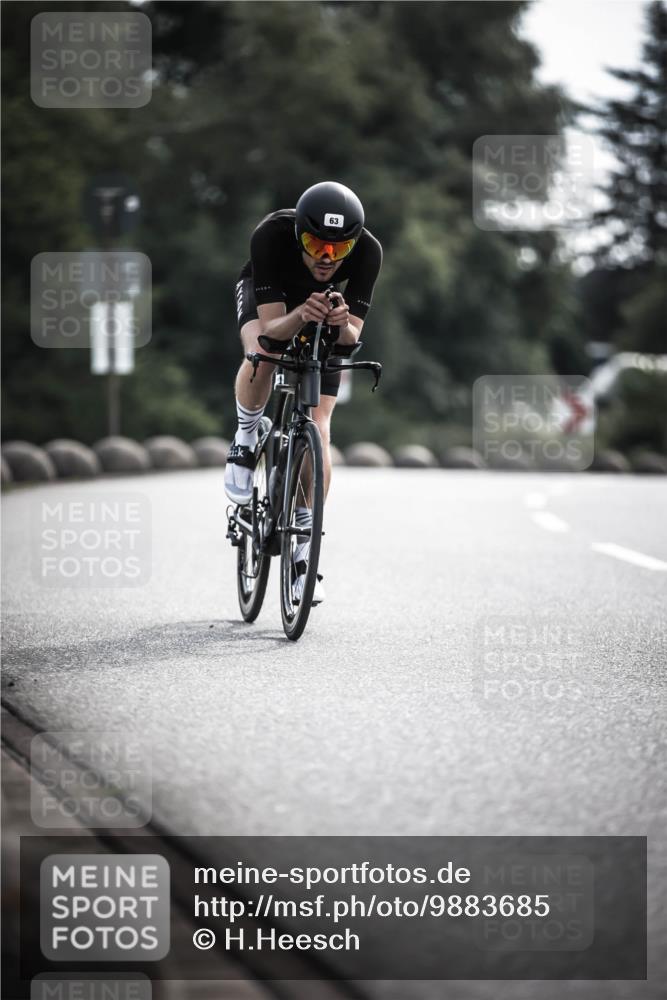21.06.2026 - 29. Vierlanden-Triathlon H.Heesch http://msf.ph/oto/9883685 21.06.2026 09:18:43 Radfahren 63, 76, 196, 197, 293 meine-sportfotos.de