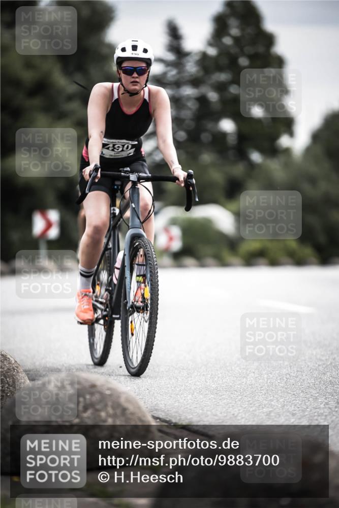 21.06.2026 - 29. Vierlanden-Triathlon H.Heesch http://msf.ph/oto/9883700 21.06.2026 10:35:32 Radfahren 43, 108, 109, 291, 306, 313, 347, 348, 490 meine-sportfotos.de